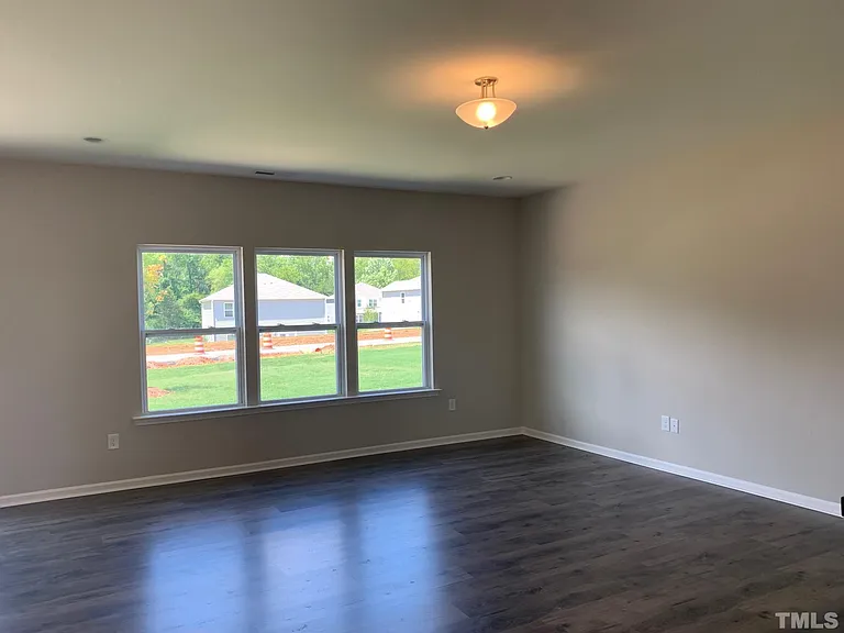 7104 Commodity Ct — Photo 10