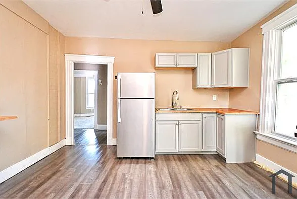 962 Hawthorne Ave #2 — Photo 7