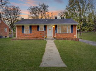 360 Deaner Dr NW, Roanoke, VA 24017