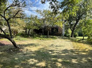 8643 Howard St, Saint John, IN 46373