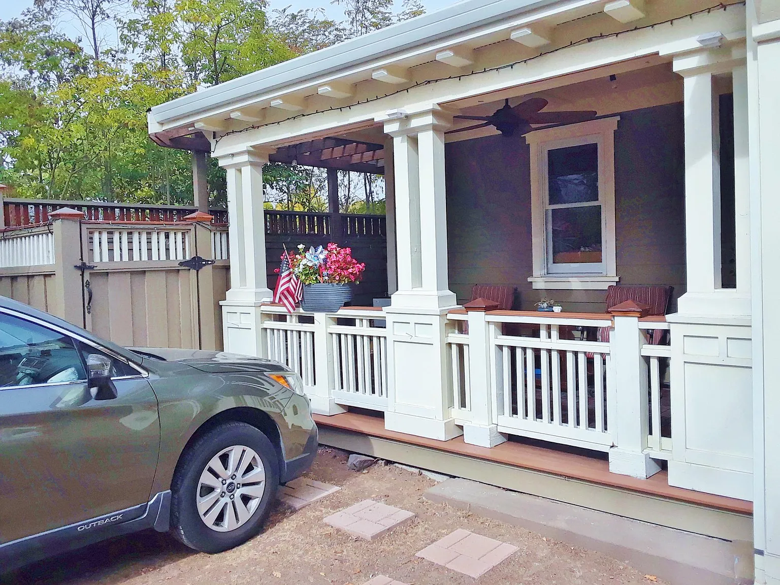 110 Roberta Ave — Photo 3