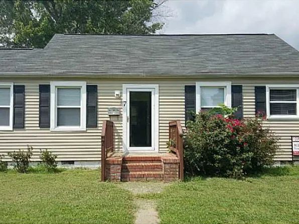 7 Langley Ave, Newport News, VA 23601