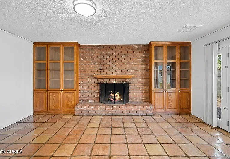 1664 E Del Rio Dr — Photo 10
