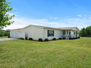 1101 Horton Rd, Quebeck, TN 38579