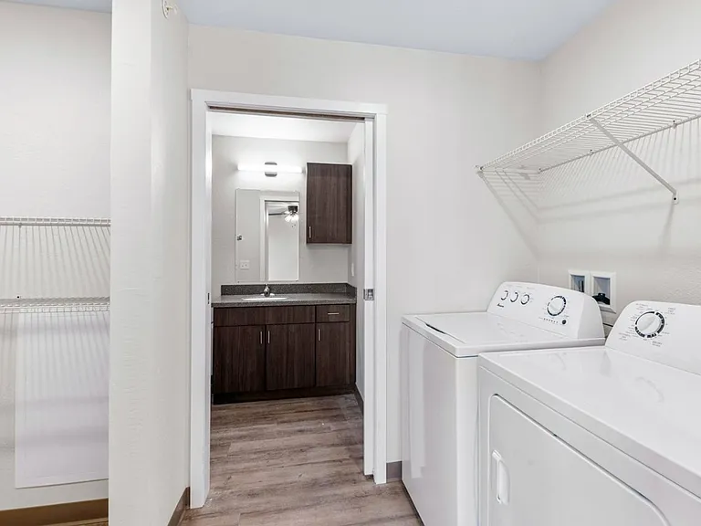 351 Deschane Ave — Photo 5