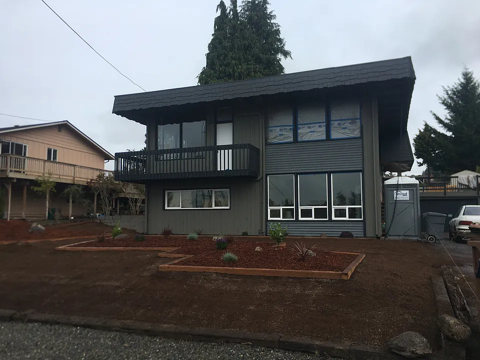 1131 N Heatherwood W