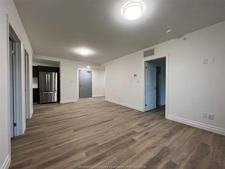3370 Stella Cres #531 — Photo 5