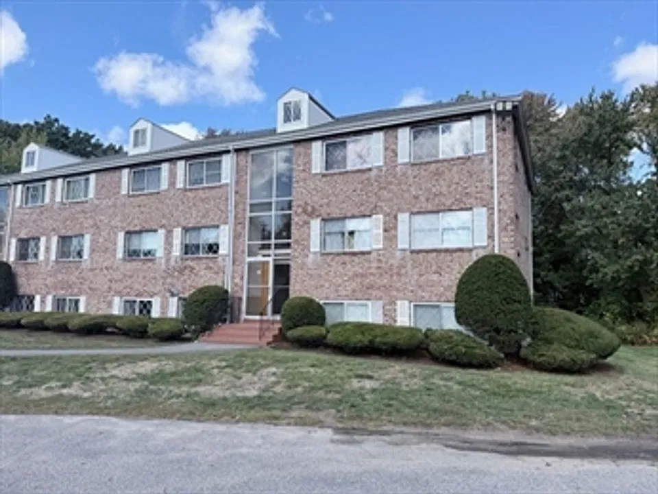 19 Fernview Ave #6