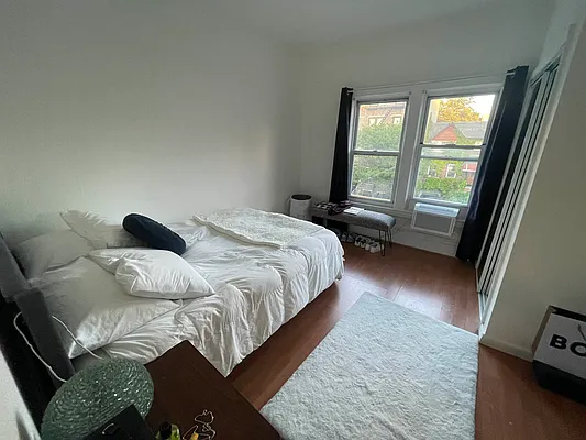 Rented by Voro, LLC | media 8