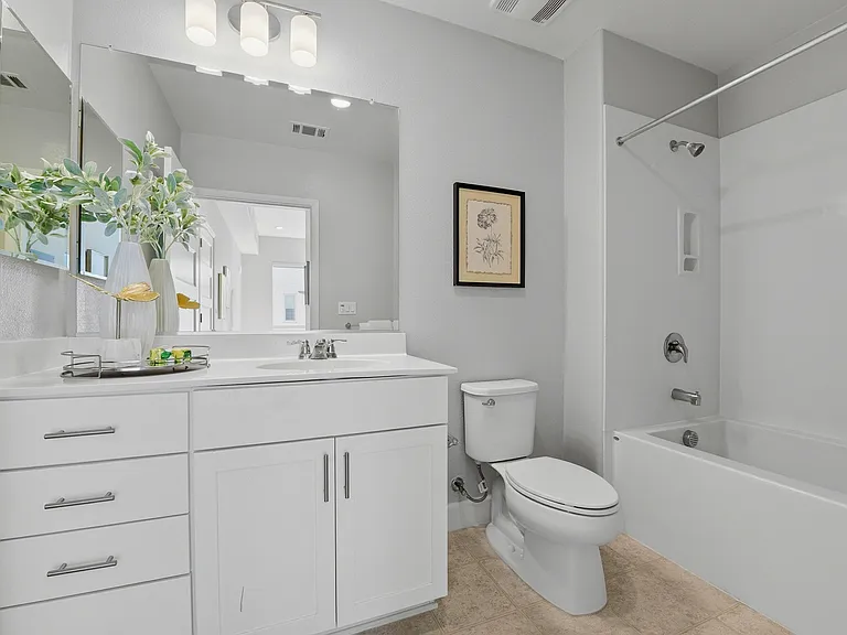 3027 Manuel St #4 — Photo 4