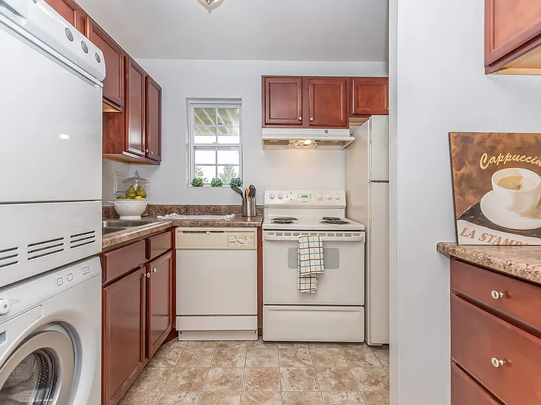 2250 N Triphammer Rd — Photo 14