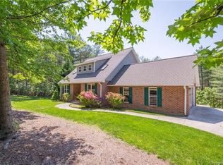 1518 Southpointe Dr, Morganton, NC 28655