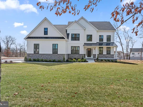 1104 Arden Dr, Eagleville, PA 19403