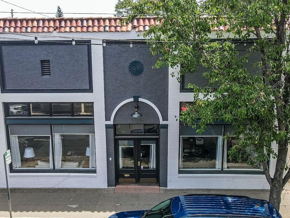 1st image of 423 1st St