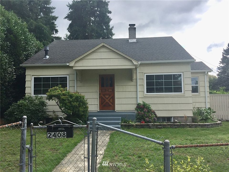 1st image of 2408 Railroad Street
