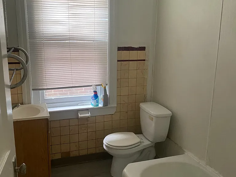 4175 Ridge Ave #2 — Photo 9