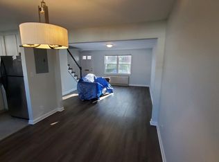 58 Arnold Way, West Hartford, CT 06119
