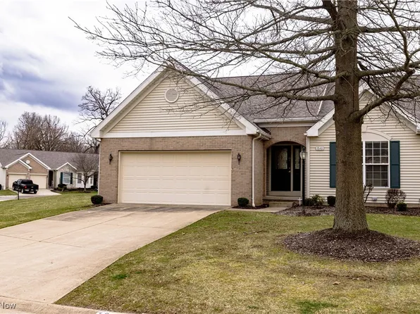 1841 Southpointe Cir NE, Canton, OH 44714