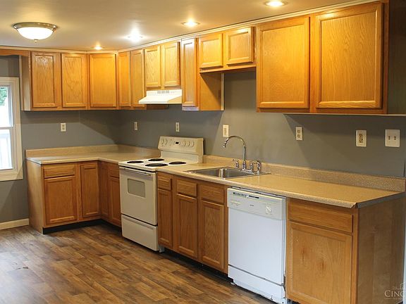 5th image of 5647 Ivy Ln