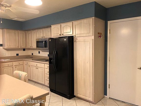 4th image of 528 Leisure World