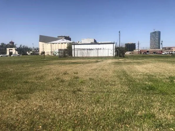 822 Moss St, Lake Charles, LA 70601