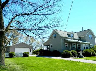 2217 S Seven Mile Rd, Kawkawlin, MI 48631