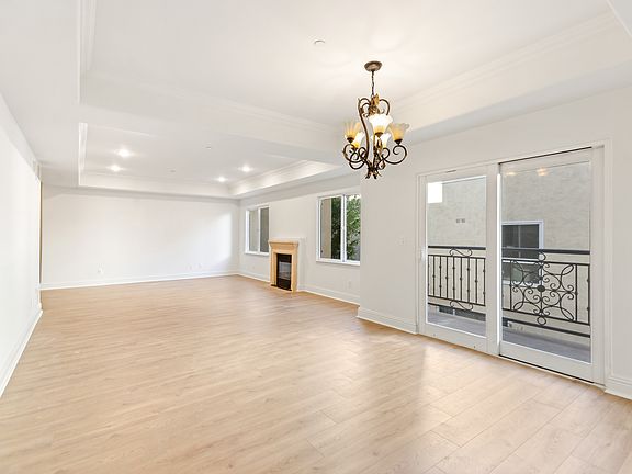 3rd image of 1836 Parnell Ave APT 206