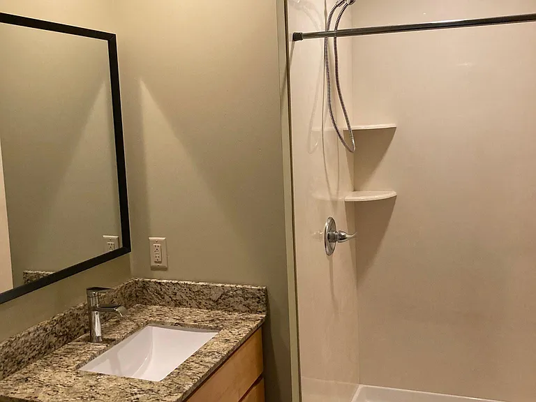 724 S Main Ave #33 — Photo 16