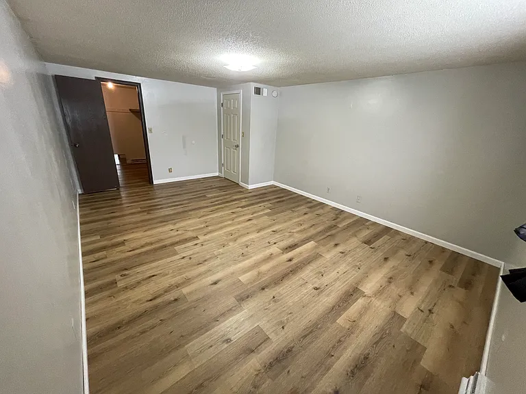 4403 Germantown Dr — Photo 22