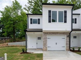 307 Legacy Ln #15, Calhoun, GA 30701