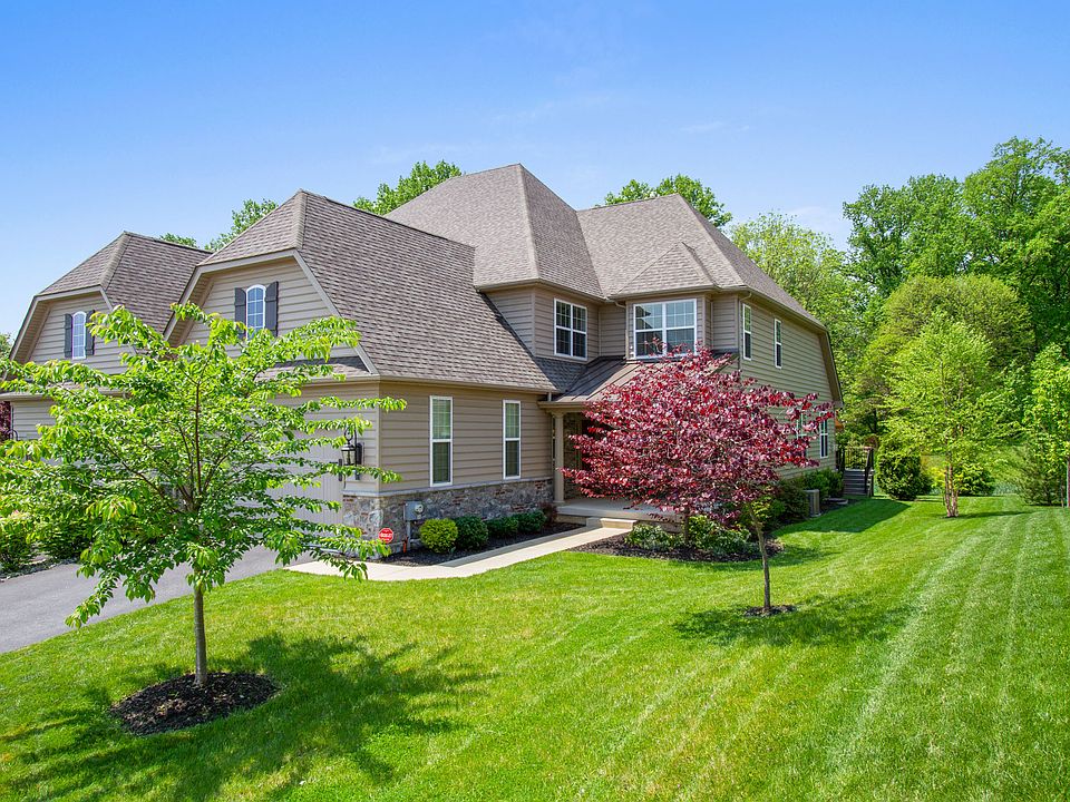 1st image of 106 Dominic Dr