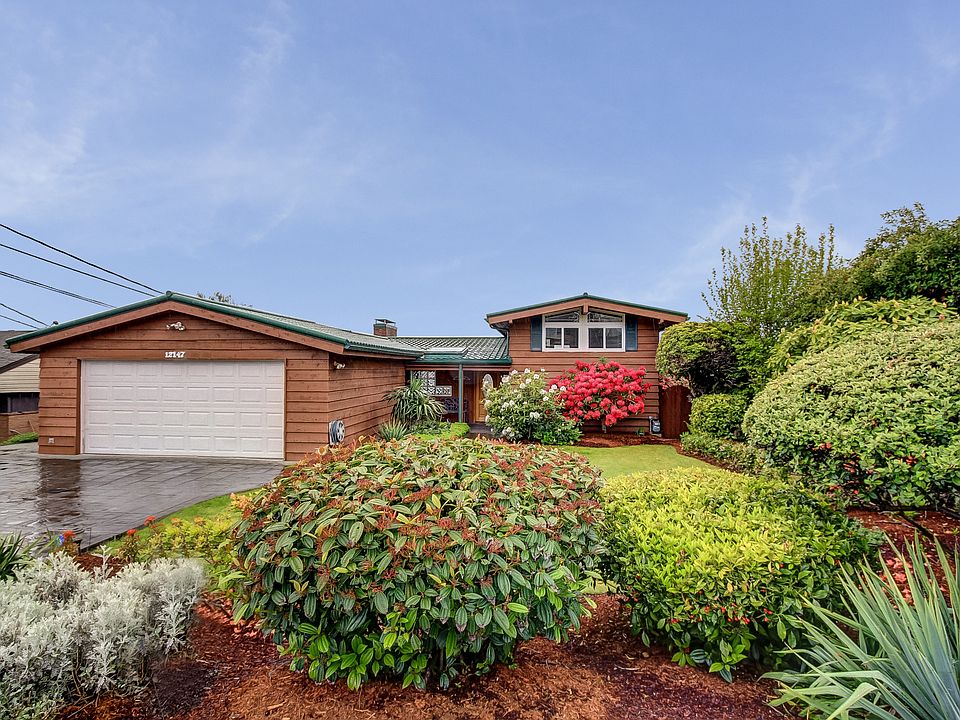 1st image of 12147 Marine View Dr SW