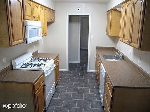 3rd image of 711 Elmwood Ave