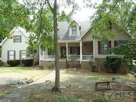 Front of house, middle yard