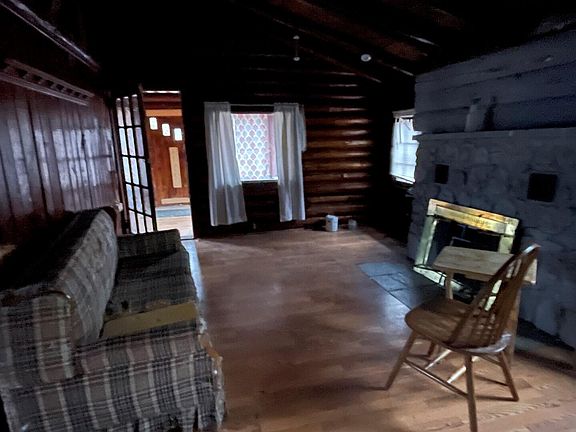 2nd image of 203 Tudor Dr