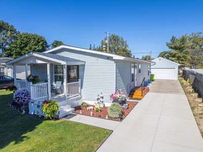 5392 Don Shenk Dr, Swartz Creek, MI, 48473