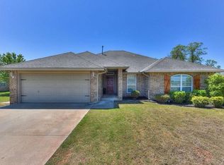 115 Mission Hills Dr, Guthrie, OK 73044