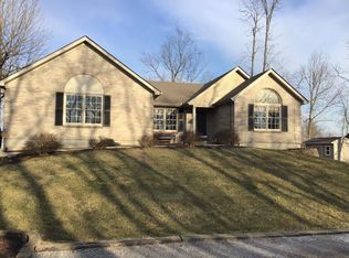 20424 Beau Vista Dr, Lawrenceburg, IN 47025