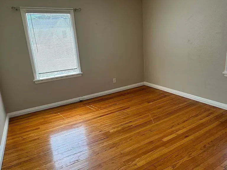 6565 Beacon Ave S — Photo 6