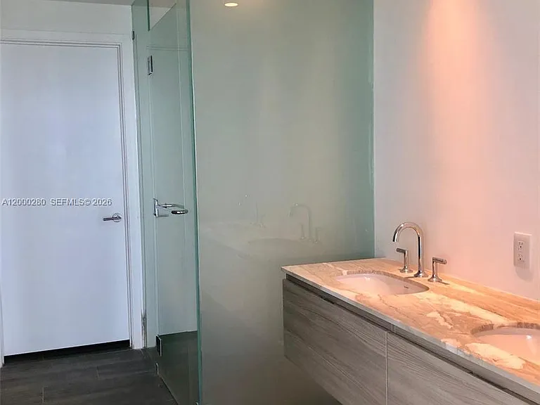 2900 NE 7th Ave — Photo 9