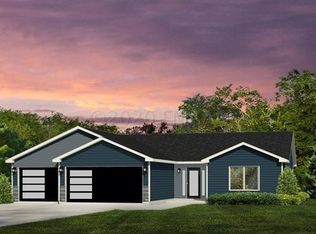 244 Redwood Dr, Mapleton, ND 58059