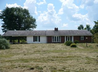 4186 Chalk Level Rd, Chatham, VA 24531