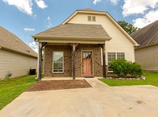 112 Cattail Ln, Calera, AL 35040