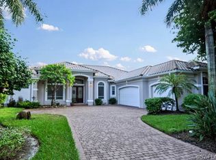 1040 Spanish Moss Trl, Naples, FL 34108