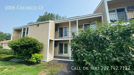 1006 Cocheco Ct — Photo 2