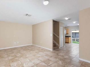 2070 NE 167th St, North Miami Beach, FL 33162