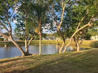 23 Rio Verde Way, Port Saint Lucie, FL 34952