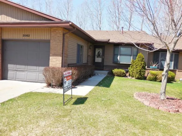 2062 Ken Ade St NE, Grand Rapids, MI 49505