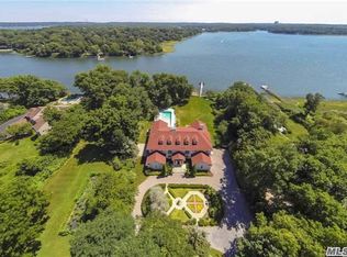 151 Old Field Rd, Setauket, NY 11733