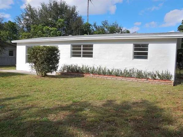 1251 NE 208th Ter, North Miami Beach, FL 33179